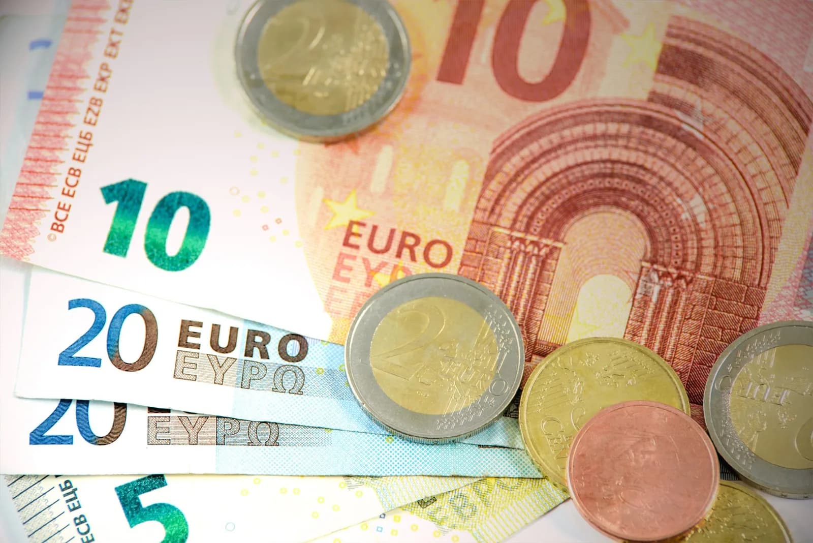 Billets et pièces en euros, la monnaie de la Croatie depuis 2023